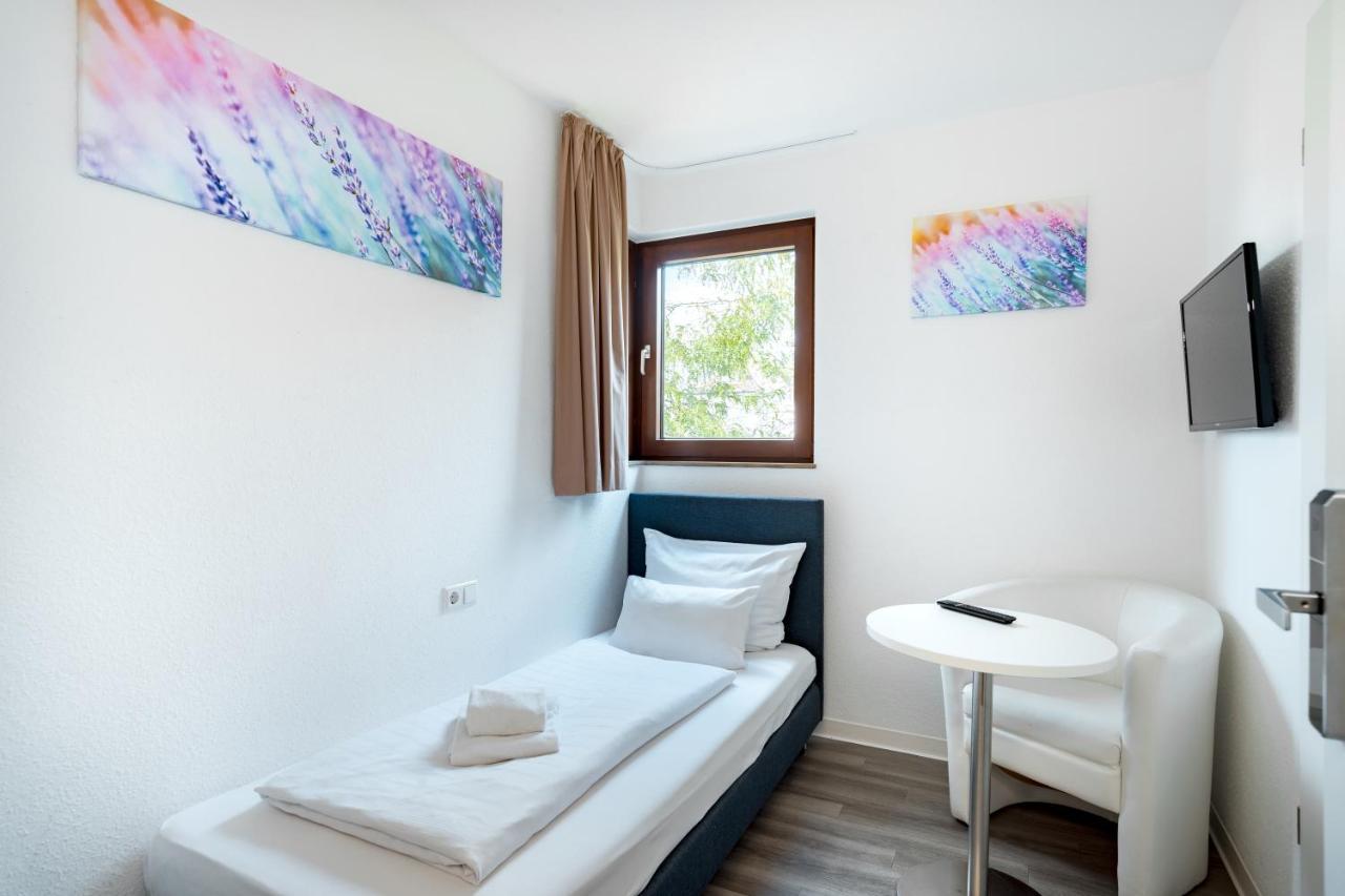 Hotel Garni Am Olgaeck Штутгарт Экстерьер фото